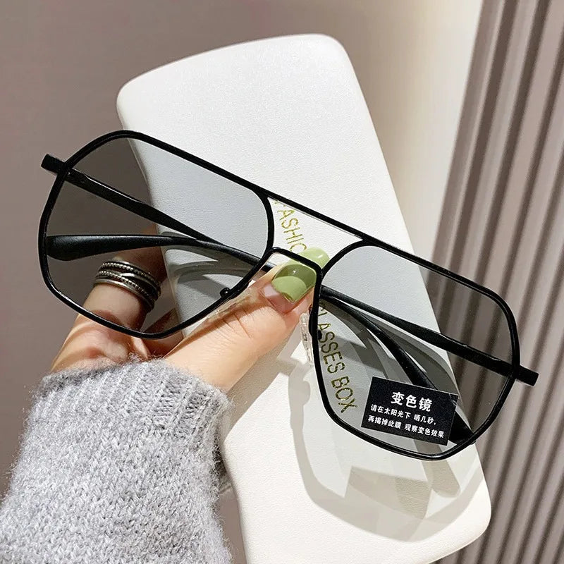 Color-changing Shades For Men UV-resistant Men's Photochromic Polarized Sunglasses Day And Night Outdoor Glasses Aviator Style
