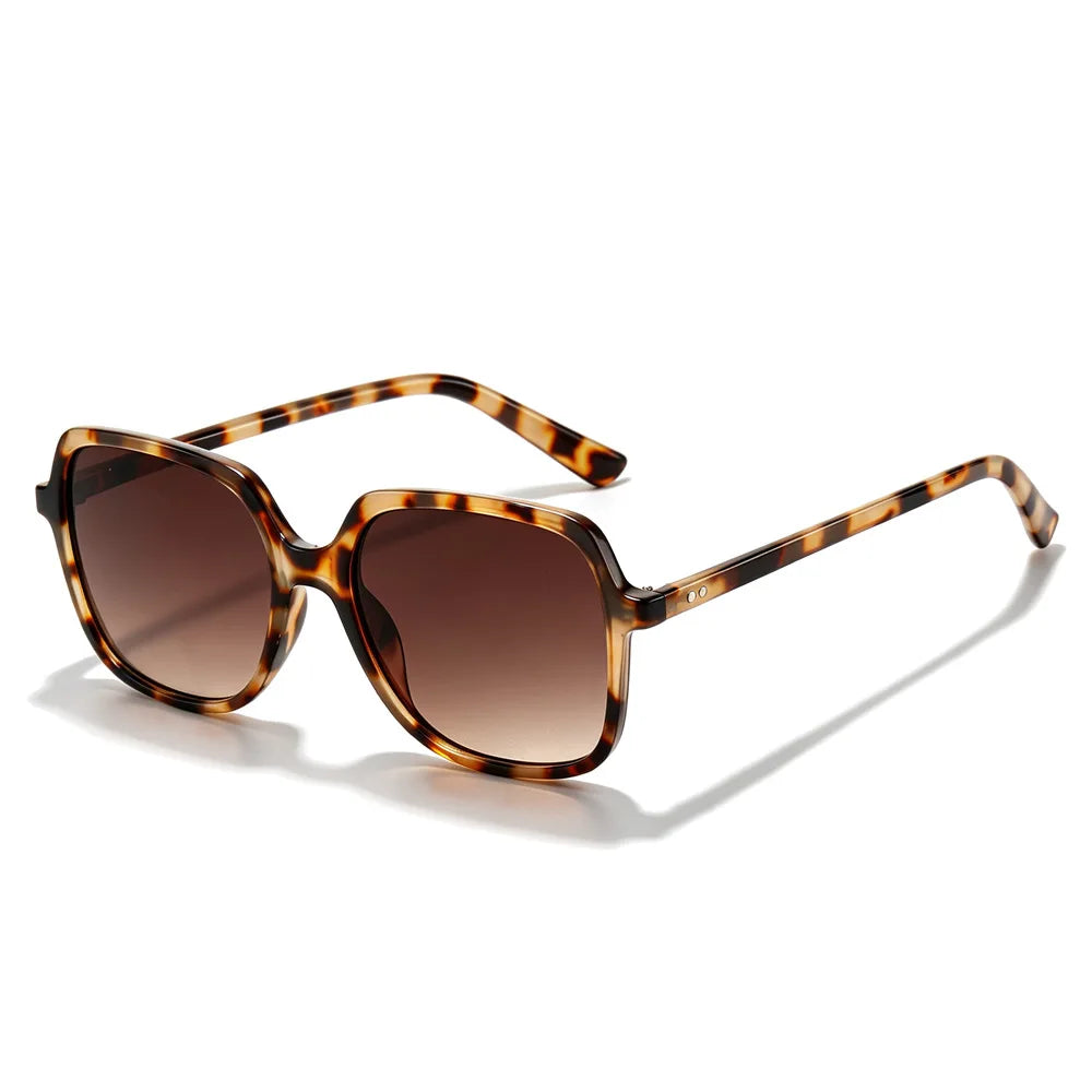 JNPCXI New Square Men Rivets Sunglasses Fashion Gradient Shades UV400 Women Outdoor Punk Sun Glasses
