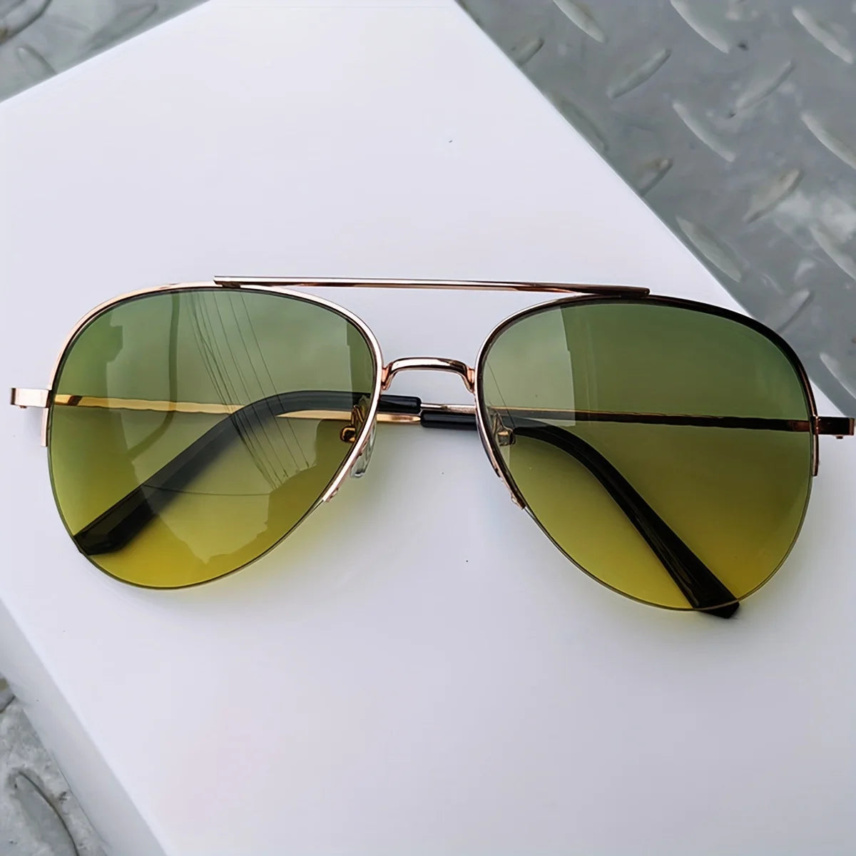 Sporty Metal Frame Fashion Glasses for Men & Women Anti-Reflective Lenses Golden-Tone Finish Perfect for and Activitie