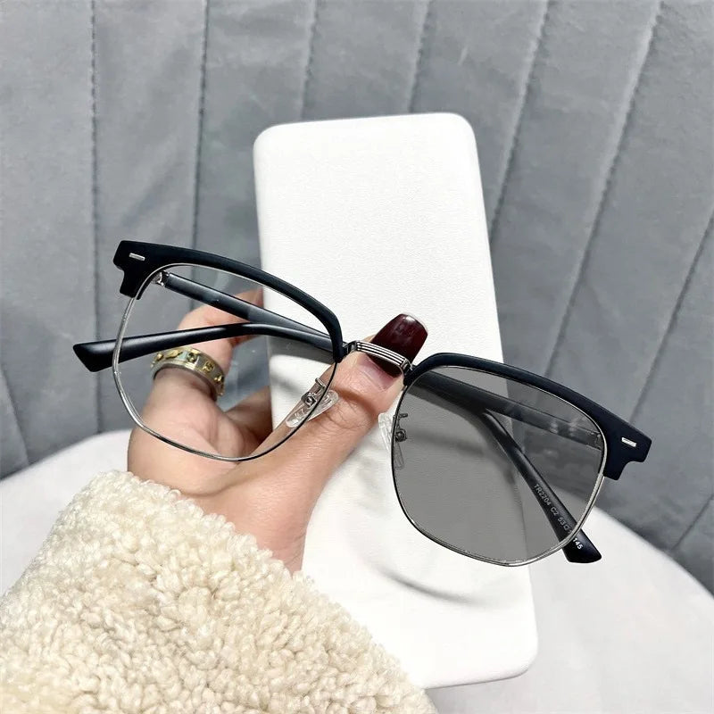 Photochromic Anti Radiation Glasses Metal Eyeglasses Frames Transition Anti Blue Light 2 in 1 Eyewear