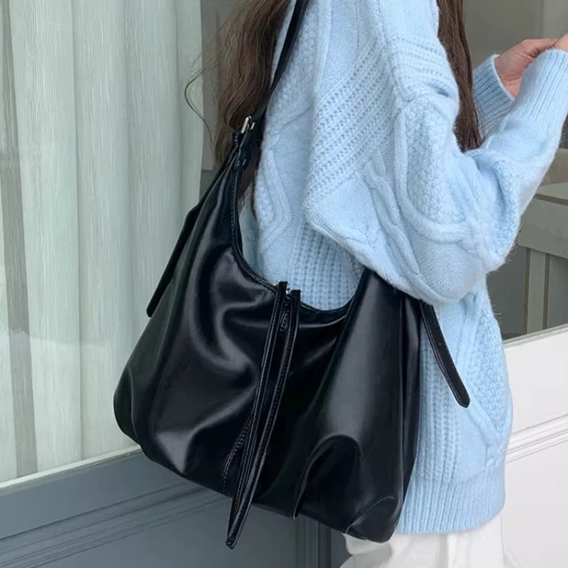 2026 New Retro Underarm Bag Fashion Leisure Large Capacity Shoulder Bag Women's Daily Commuter Handbags Women's Crossbody Bag