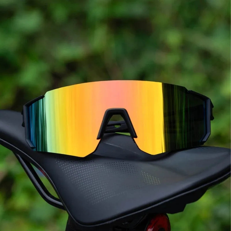 New Large Frame Sunshade Fashionable Glasses with Integrated Sunglasses for Men and Women Suitable for Travel