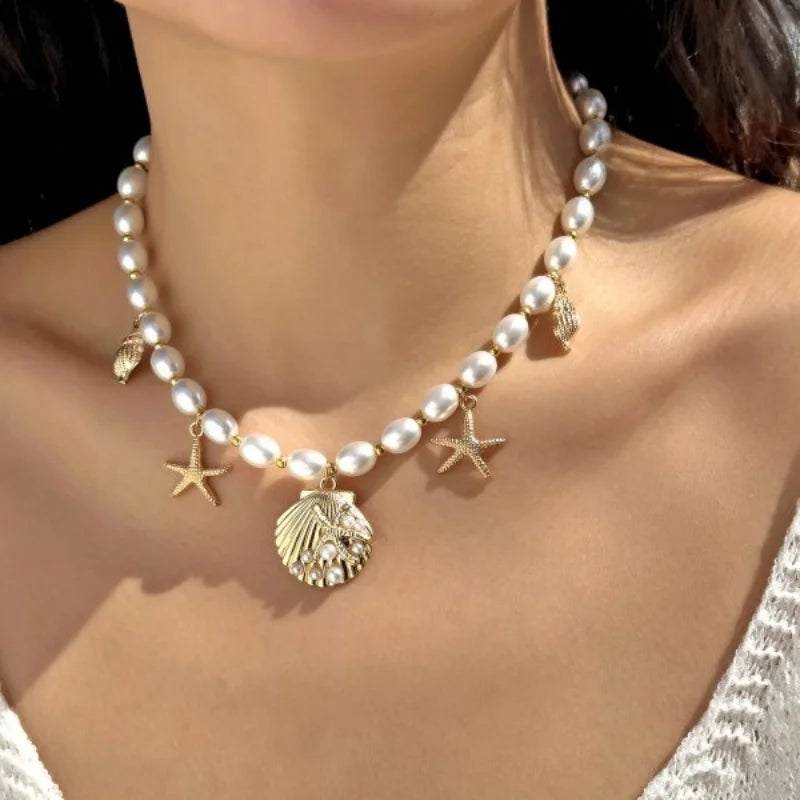 Bohemian Starfish Conch Scallop Pendant Necklace for Women Summer Beach Vacation Gold Color Collarbone Necklace Party Jewelry