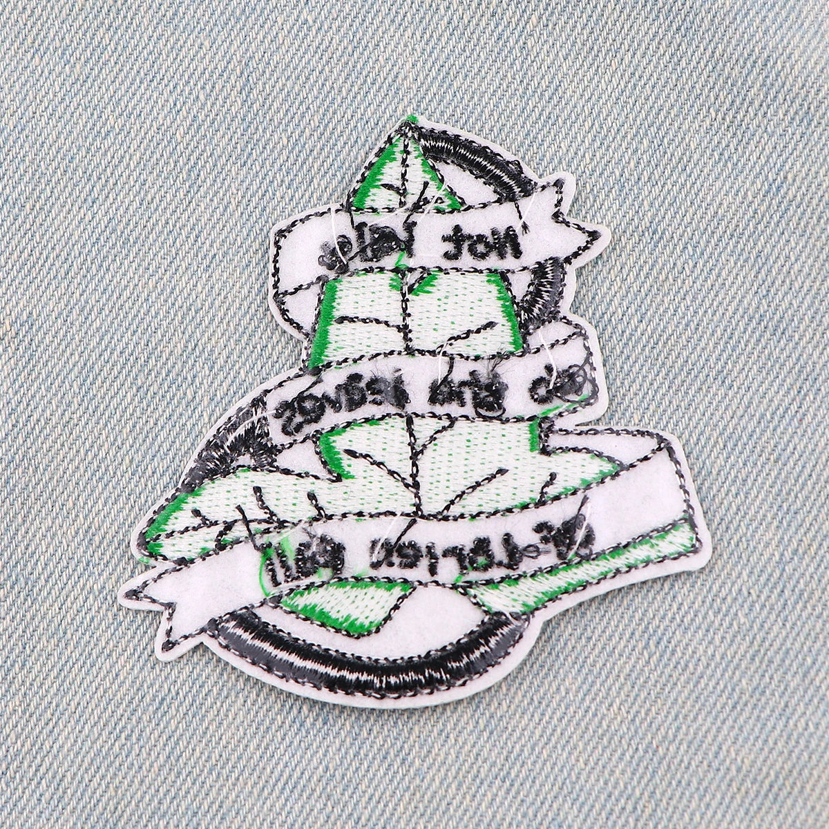 Green Leaves Patch Movie Cool Embroidery Patch Iron On Patches For Clothing Thermoadhesive Patches On Clothes DIY Sew Badges