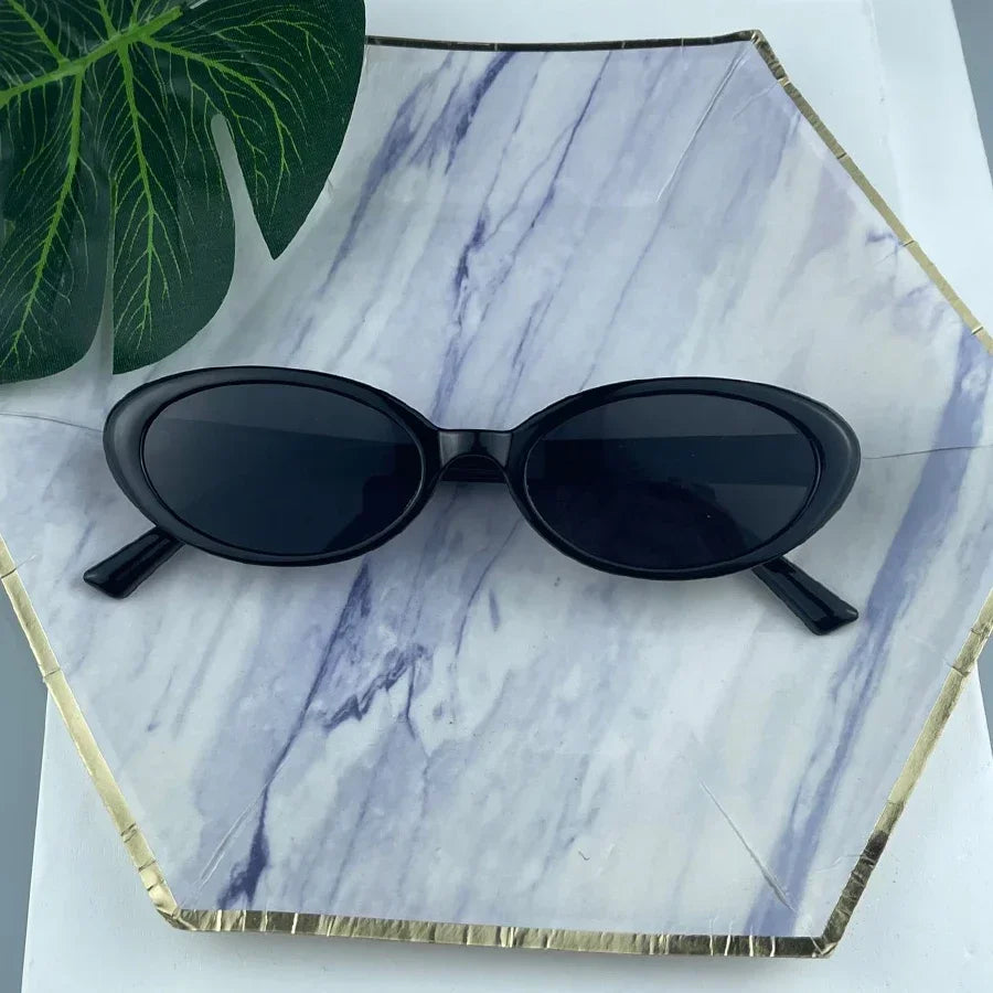 JNPCXI Oval Sunglasses Women Luxury Brand Designer Vintage Small Oval Sun Glasses Retro Men Rivets Sun Glasses Oculus