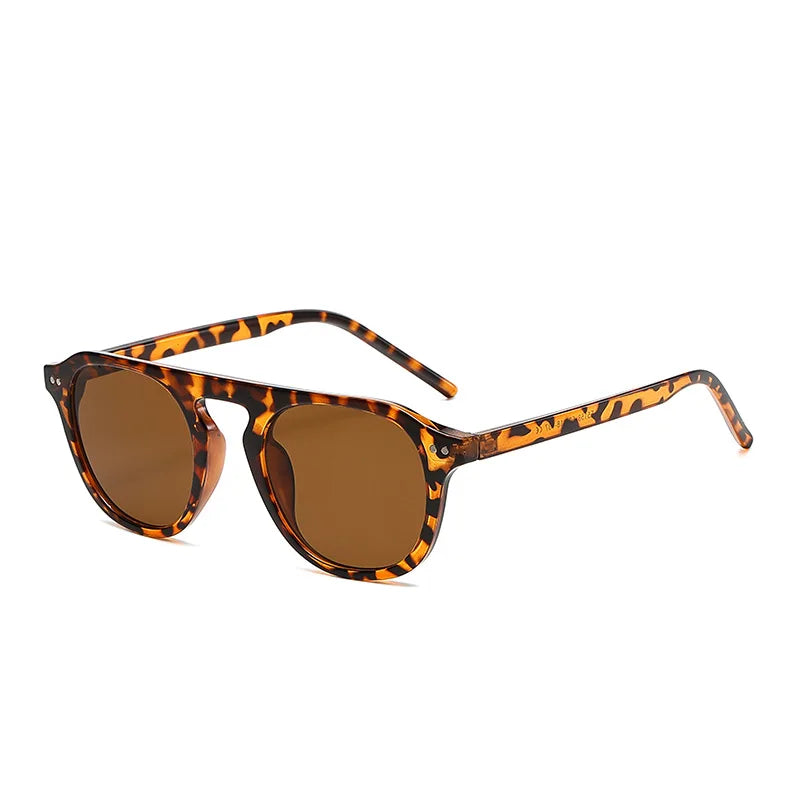 JNPCXI Retro Square Rivets Sunglasses Men Fashion Luxury Shades Trending Women Sun Glasses UV400 Eyewear