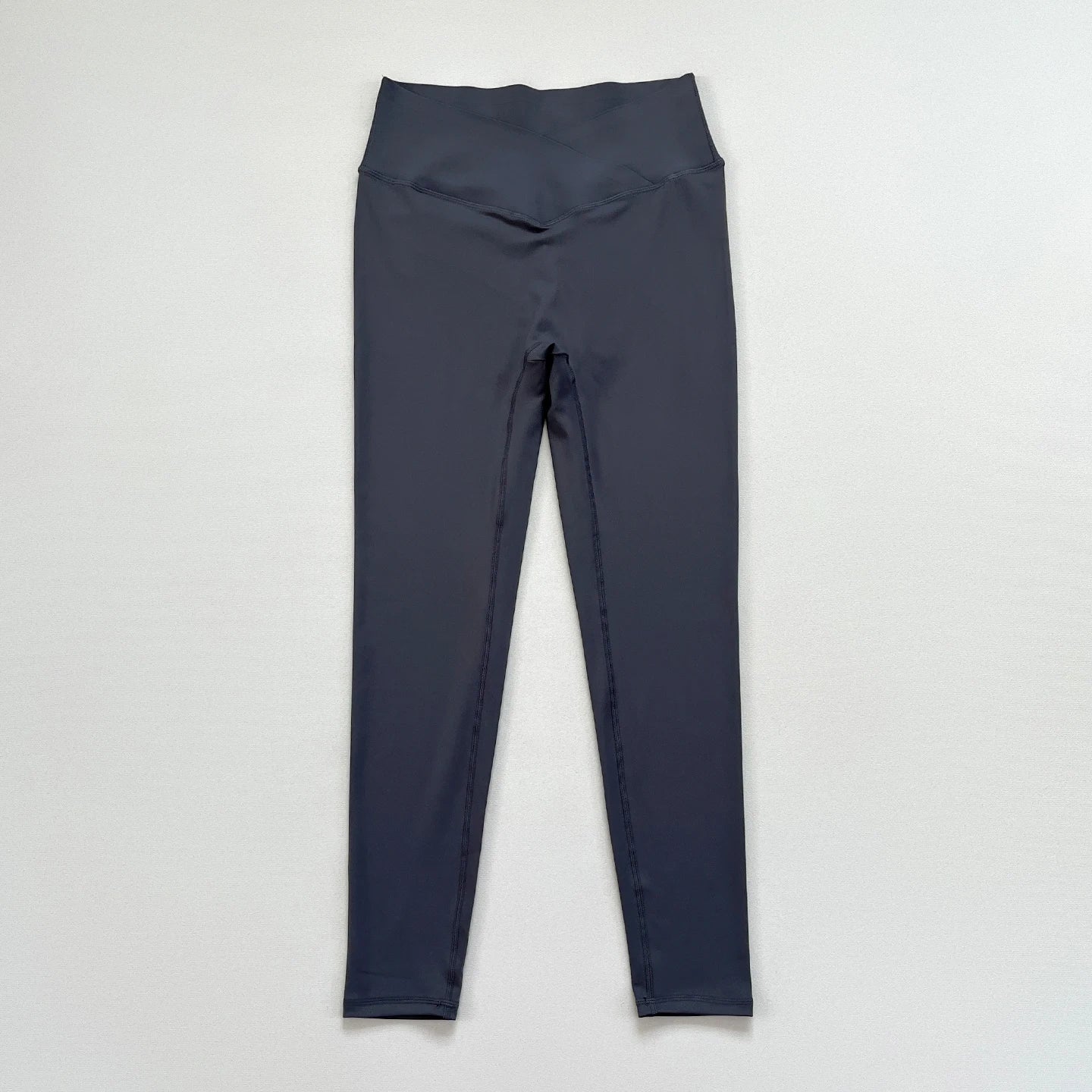 Cross Waist-Sculpting Yoga Miracle Pants, a must - have for sports. High elasticity, slimming and butt - lifting.