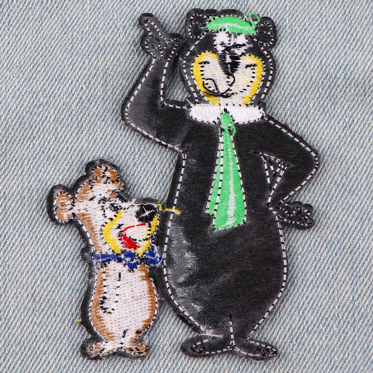 Cute Bear Patches Embroidered Diy Iron on Patches for Clothing Jacket Badges Sewing Stickers Applique Cartoon Animal Patches