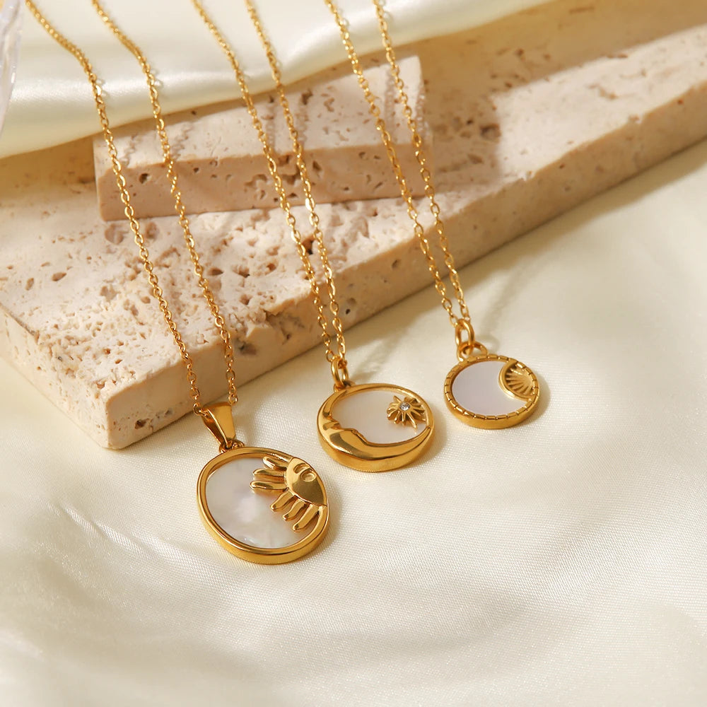 Uworld INS Stainless Steel White Shell Sun Necklace 18K Gold Plated Oval Sun Moon Shell Pendant Necklace Jewelry ожерелье Gift