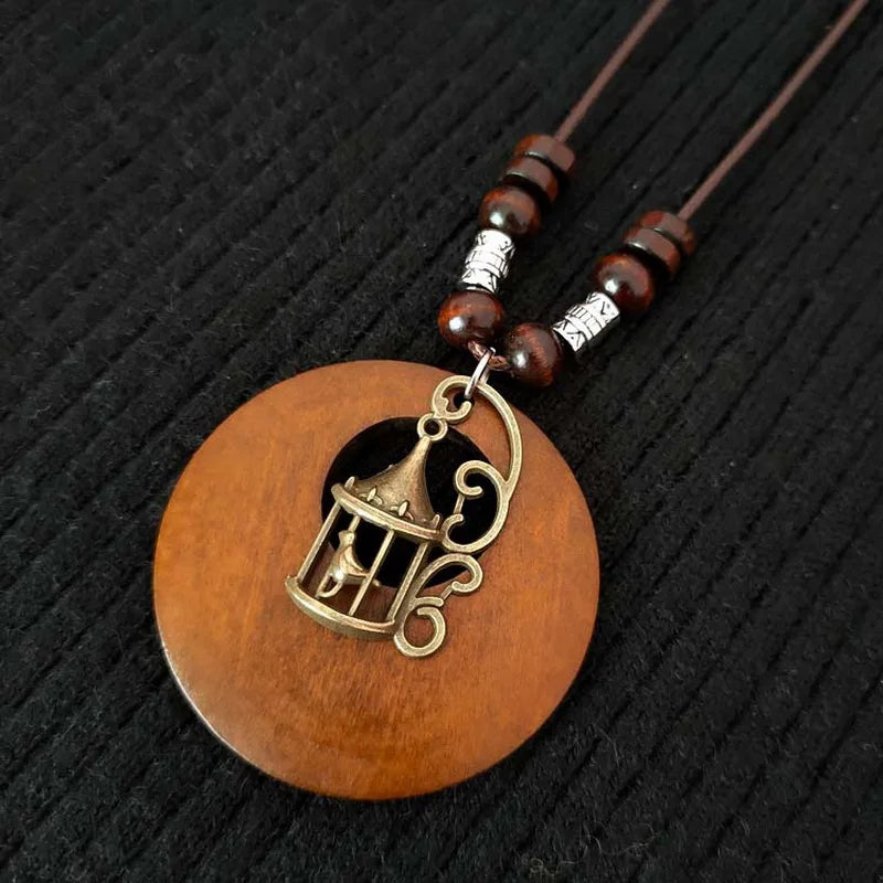 Vintage Ethnic Style Wooden Flower Leaf Owl Elephant Pendant Necklace for Women Long Sweater Chain Necklaces Neck Collar Jewelry