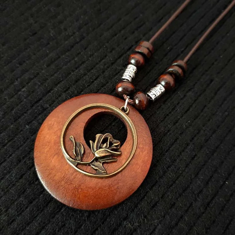 Vintage Ethnic Style Wooden Flower Leaf Owl Elephant Pendant Necklace for Women Long Sweater Chain Necklaces Neck Collar Jewelry
