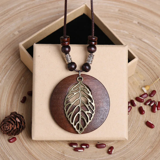 Vintage Fashion Winter Long Sweater Chain Necklace Handmade Wooden Round Pendant Necklace Famale Bijoux Collier Jewelry Gifts