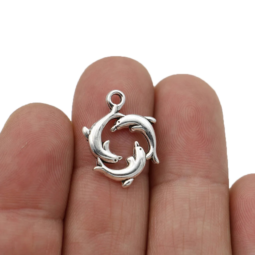10pcs Tibetan Silver Plated Dolphin Charms Pendants for Bracelet Necklace Jewelry Making DIY Handmade 17x21mm