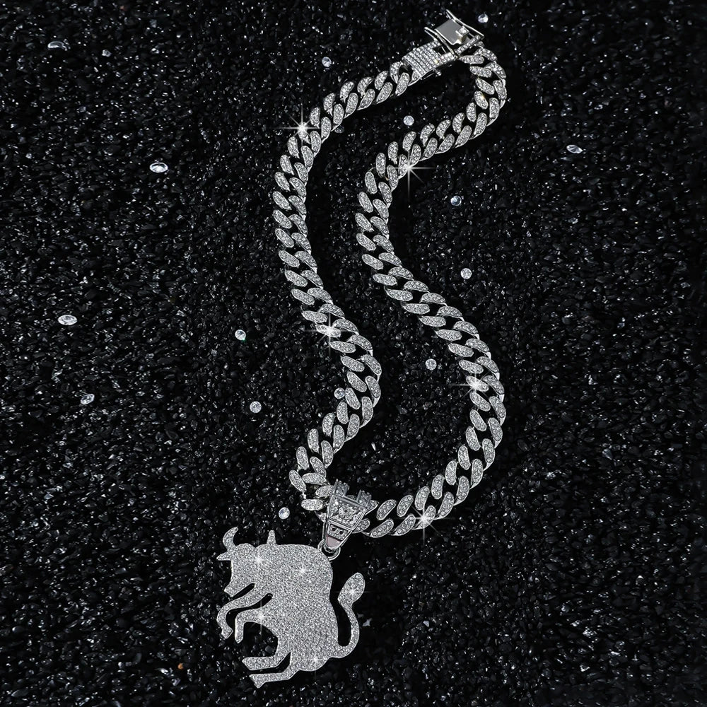 Men Hip Hop Animal Cow Shape Pendant Necklace with 13mm Cuban Chain HipHop Iced Out Bling Hiphop Necklaces Rock Jewelry Gift