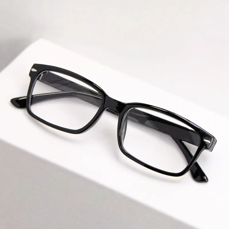 Simple and Unique Rectangular Frame Reading Glasses with Reading Patterns A Combination of High-quality Lenses