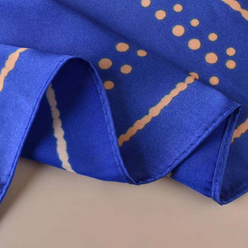 1PC 27.56x27.56inch Polka Dot Print Fashion Bandana Bohemian Style Women's Headscarf Hairband Headband Perfect for Enhancing