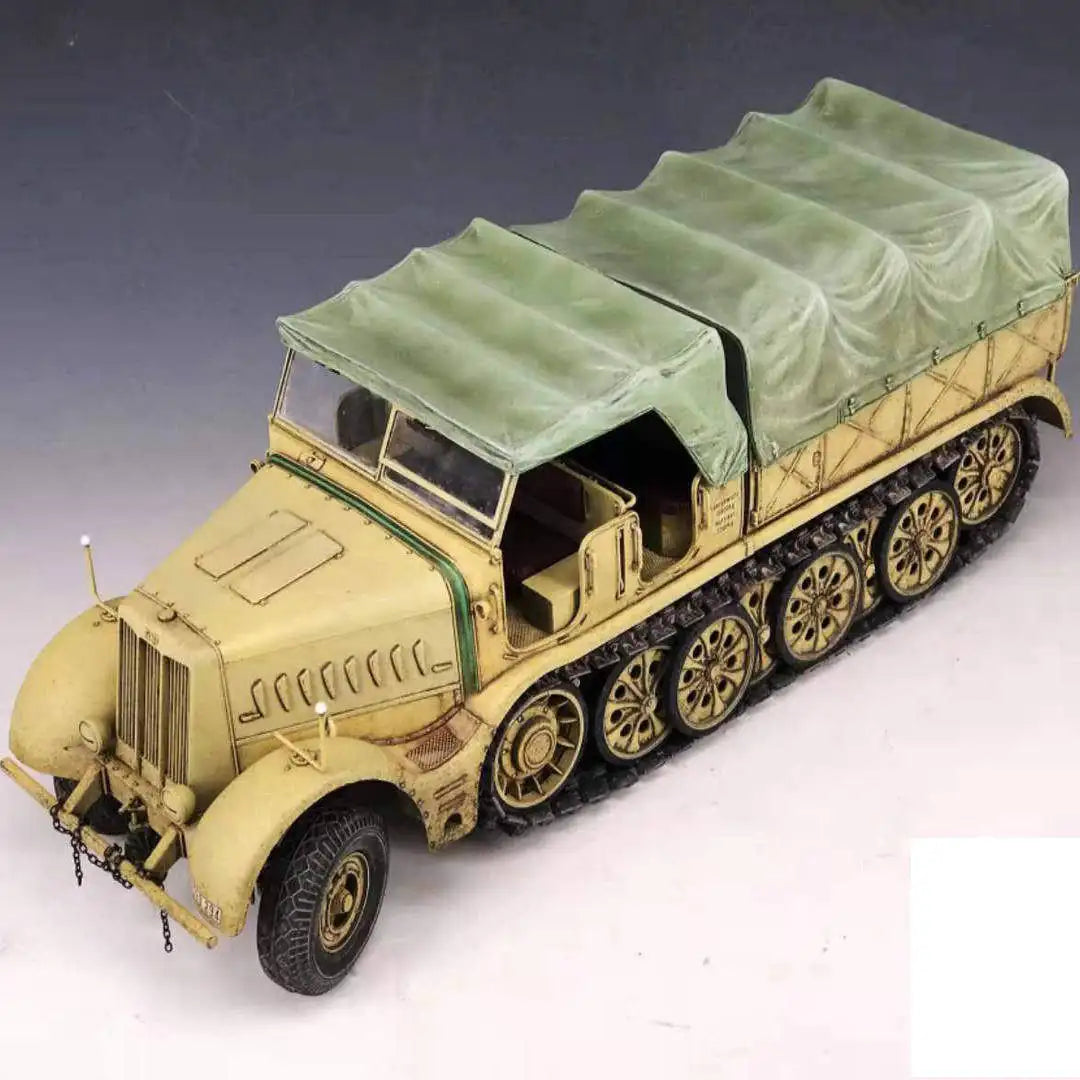 1:35 Cast Resin Model Assembly Kit, GK, FAMO18T Transport Vehicle Cab and Cargo Warehouse Tarpaulin, Unpainted
