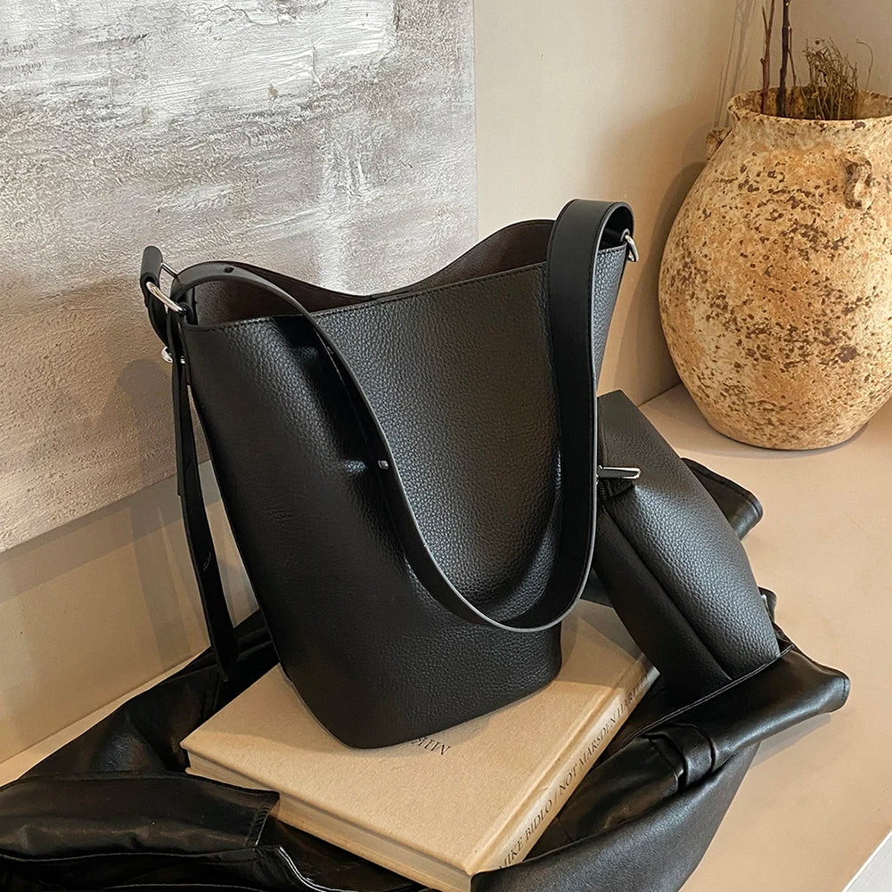 Women Bucket Bag Adjustable Strap Shoulder Bag Leather InnerPocket Crossbody Bag