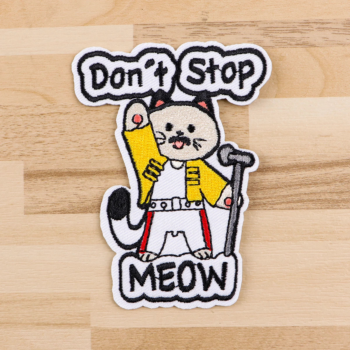 Cute Cat Iron On Patch Clothes Patch For Clothing Fashion Singer Embroidered Patch Garment Apparel Accessories Sewing Stickers