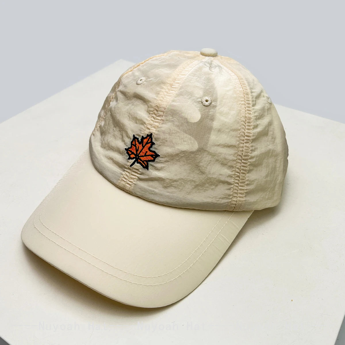 New Unisex Quick Drying Korean Embroidered Maple Leaf Baseball Hats Sunshade Simple Breathable Peaked Caps Versatile Fashion ins