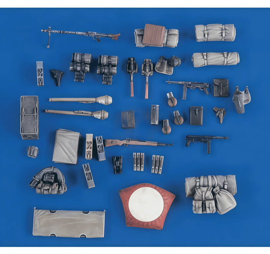 1/35 Resin Model Kit Gk, Vehicle Model Wrapped with Piled Up Accessory Models, Unpainted