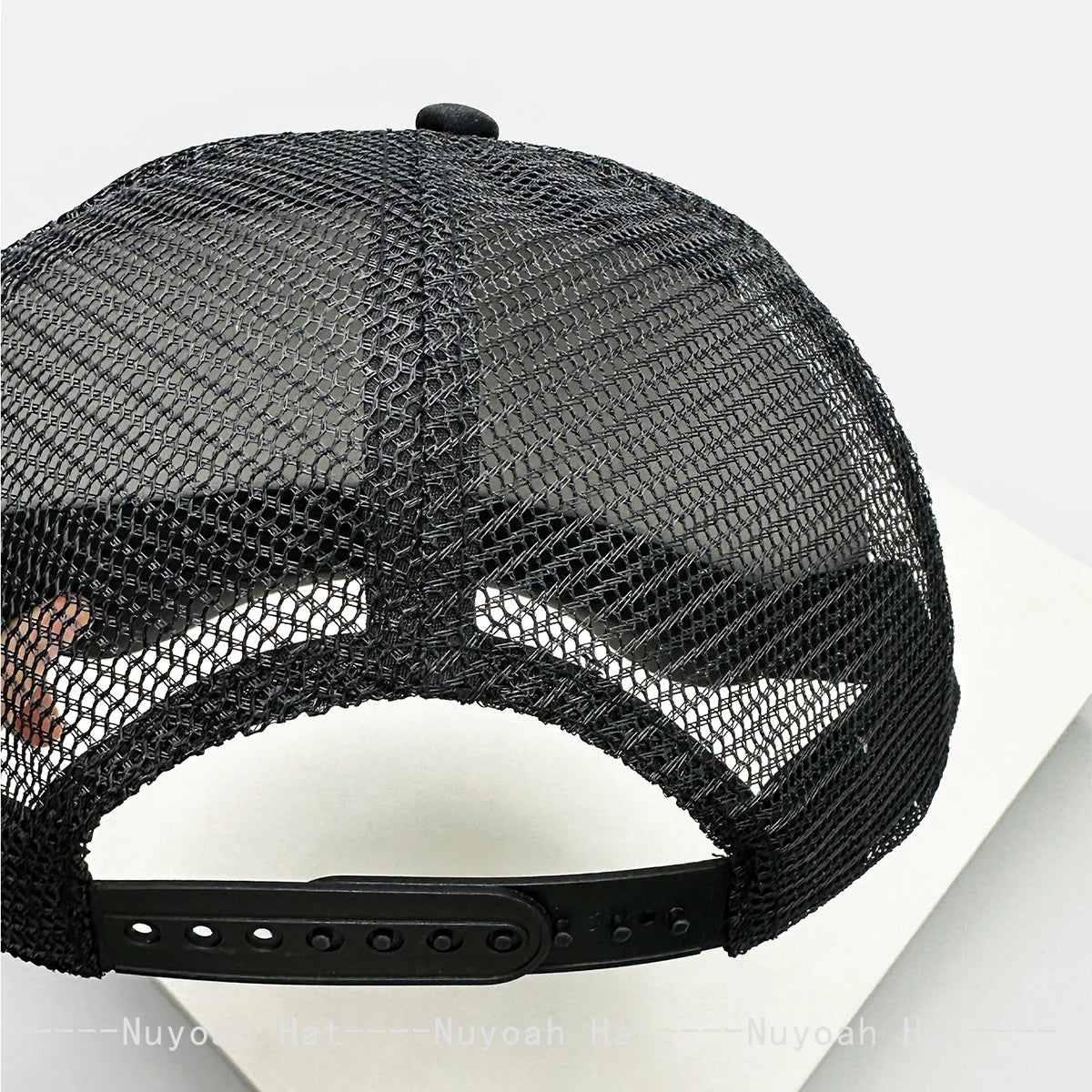 New Unisex Personal Printed Letters Locomotive Baseball Hats Breathable Mesh Sunshade Hip Hop Trucker Caps Versatile Color Block