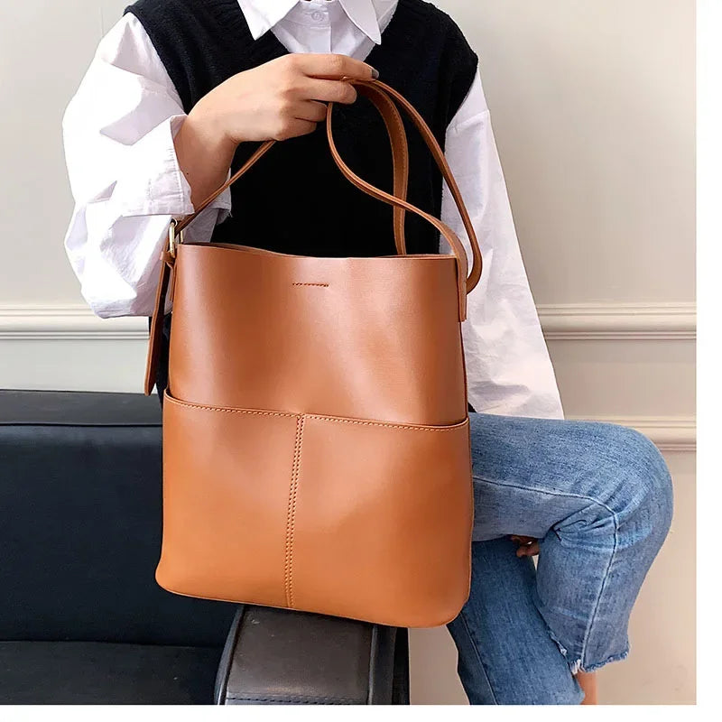 Fashionable 2026 Women's Leather Shoulder Bucket Bags Handbags Winter Fall Autumn Femme Design Casual Sac De Luxe Femme Vintage