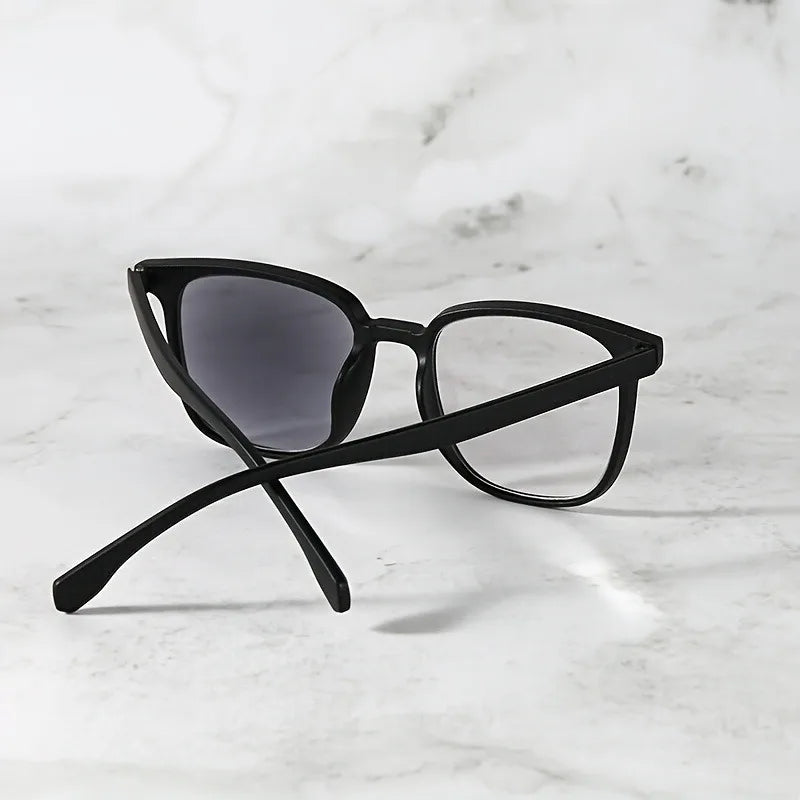 Fashionable Photochromic Flat Lens Glasses for Men and Women Ideal for Beach Parties and Travel Casual Wear
