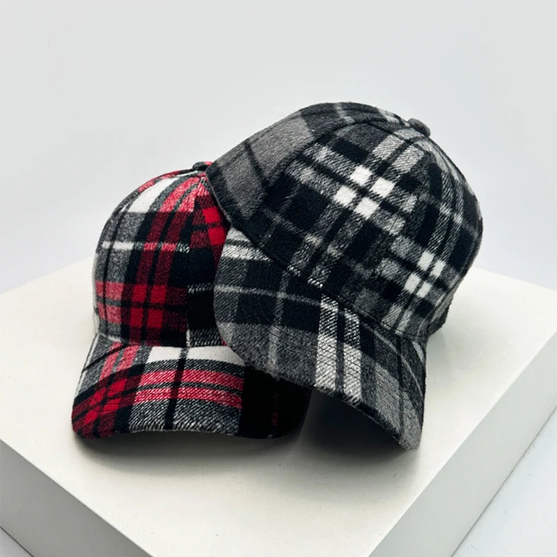 New Unisex British Style Plaid Color Block Baseball Hats Sunshade Casual Warm Retro Peaked Caps Versatile Fashion Hardtop Stripe