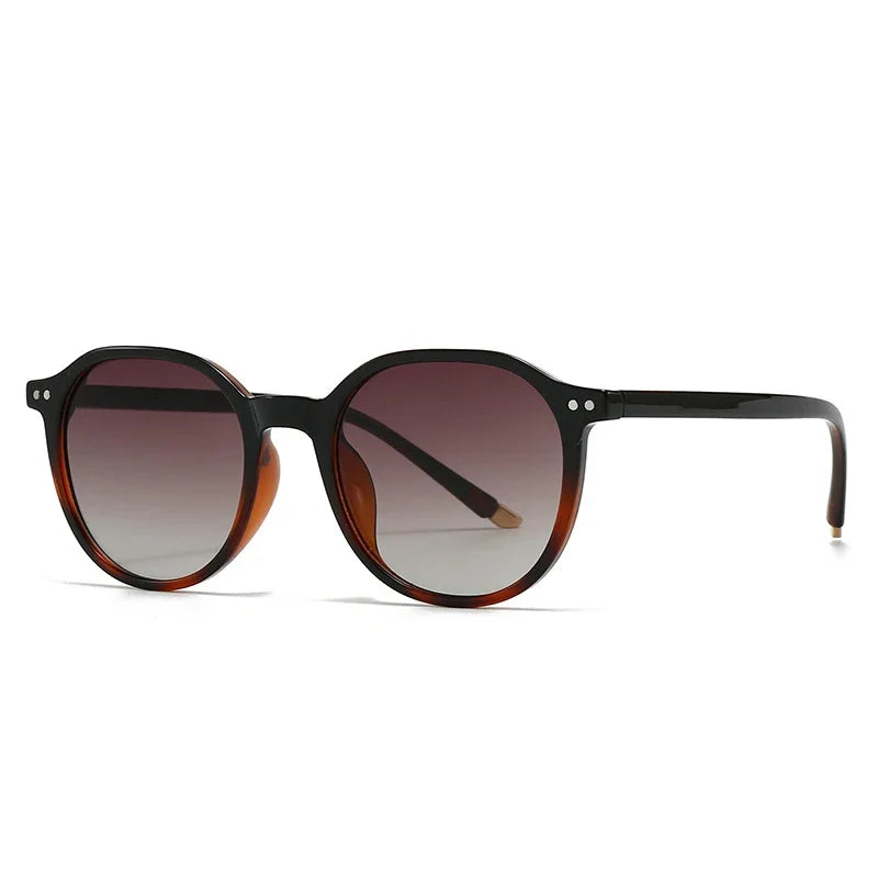 JNPCXI Fashion Round Sunglasses Women Vintage Rivets Punk Men Ins Popular Shades Gradient Sun Glasses UV400