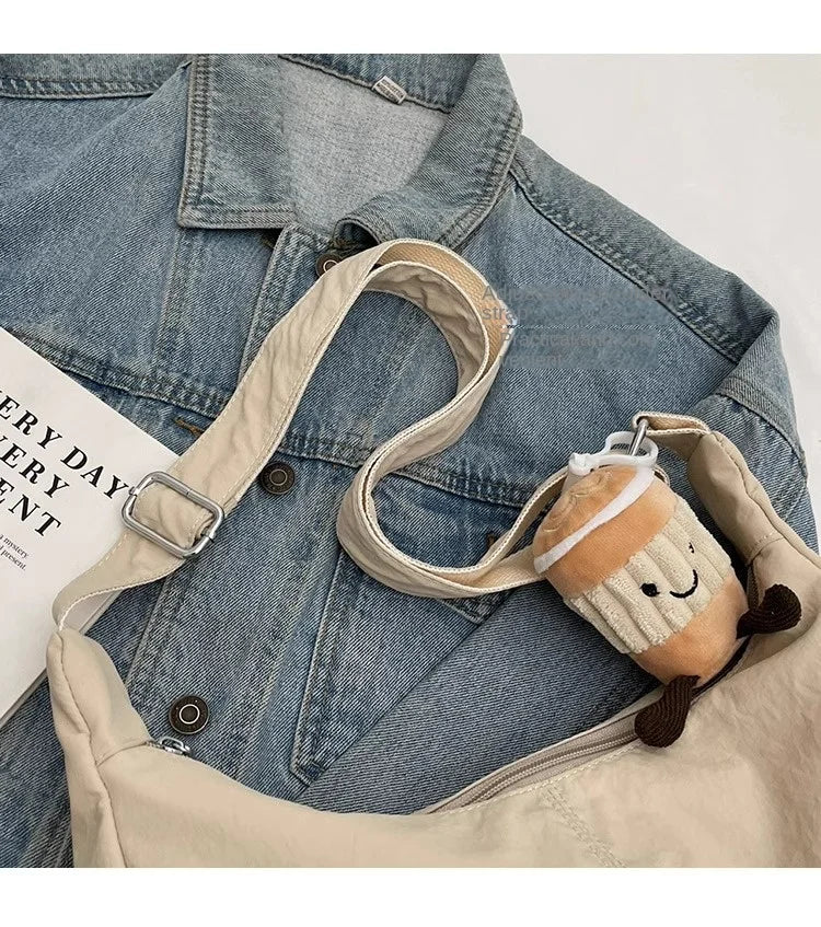 White Women Japan Hobo Embroidery Shoulder Bag Versatile Waterproof Commuter Bag