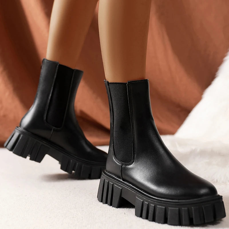 British Style Chunky Platform Ankle Boots Women Plus Size 42 Black Pu Leather Chelsea Boots Woman Zip Thick Sole Short Booties