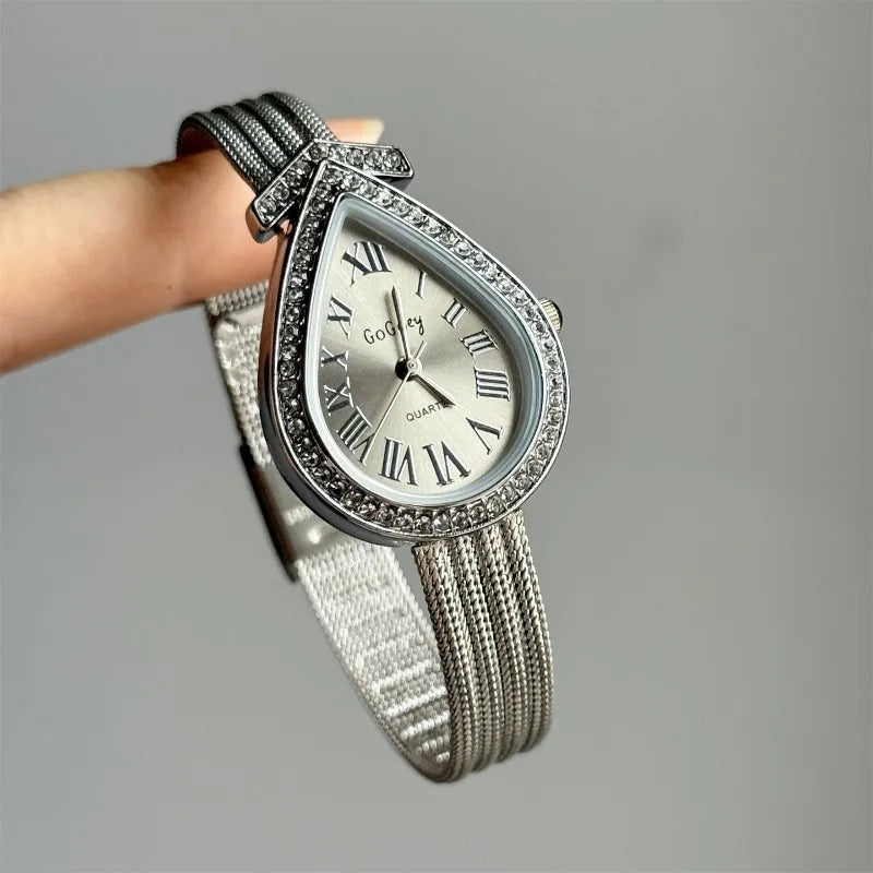 Luxury Gilded Diamond Waterdrop Dial Watch Fashion Women Quartz Watch Roman Scale Watches Wholesale Reloj De Mujer Vintage