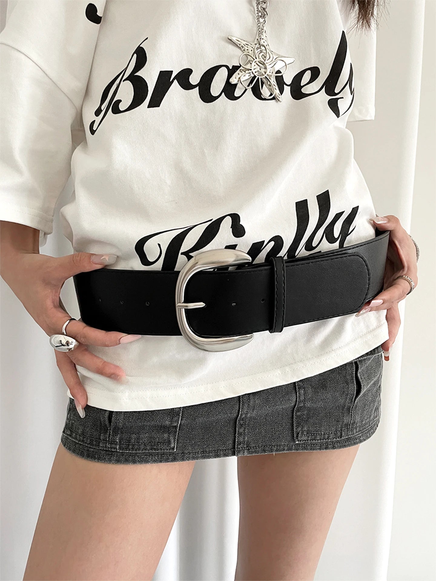 High-End Wide Belt For Women Minimalist White Waist Cincher With Belt Decoration For 2025 New Arrivals