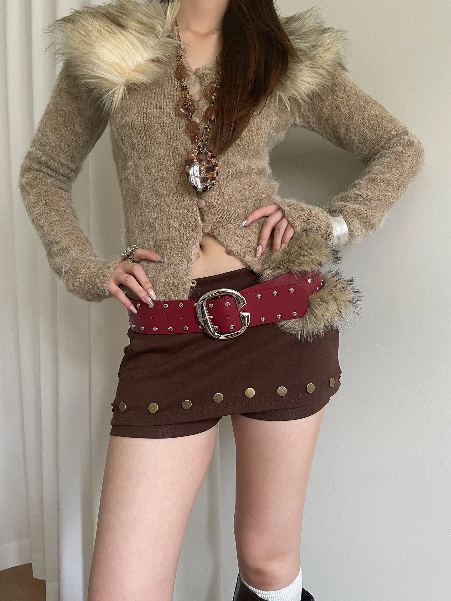 High-End Faux Fur Patchwork Red Wide Belt For Women Heavy-Duty Punk Style Rivet Waist Belt With Skirt Belt