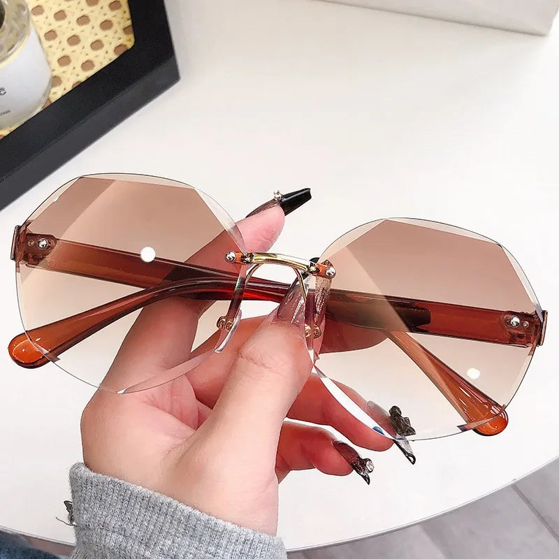 Gradient Lens Eyeglasse Outdoor UV Protective Shades Eyeglasses for Women Men Colorful Sunglasses