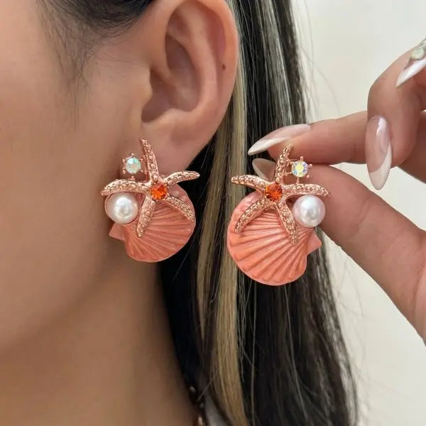 Exaggerated Metal Starfish Shell Pearl Necklace for Women Summer Ocean Coral Scallop Pendant Necklace Boho Beach Jewelry Gift