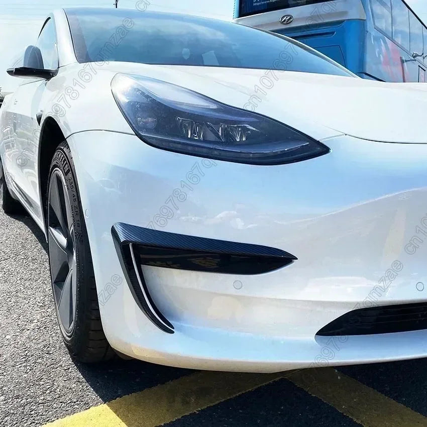 Front Bumper Cover Wind Knife For Tesla Model 3 2017-2023 ABS Glossy Black Fog Lamp Trim Carbon Look Blade Trim Light Eyebrow