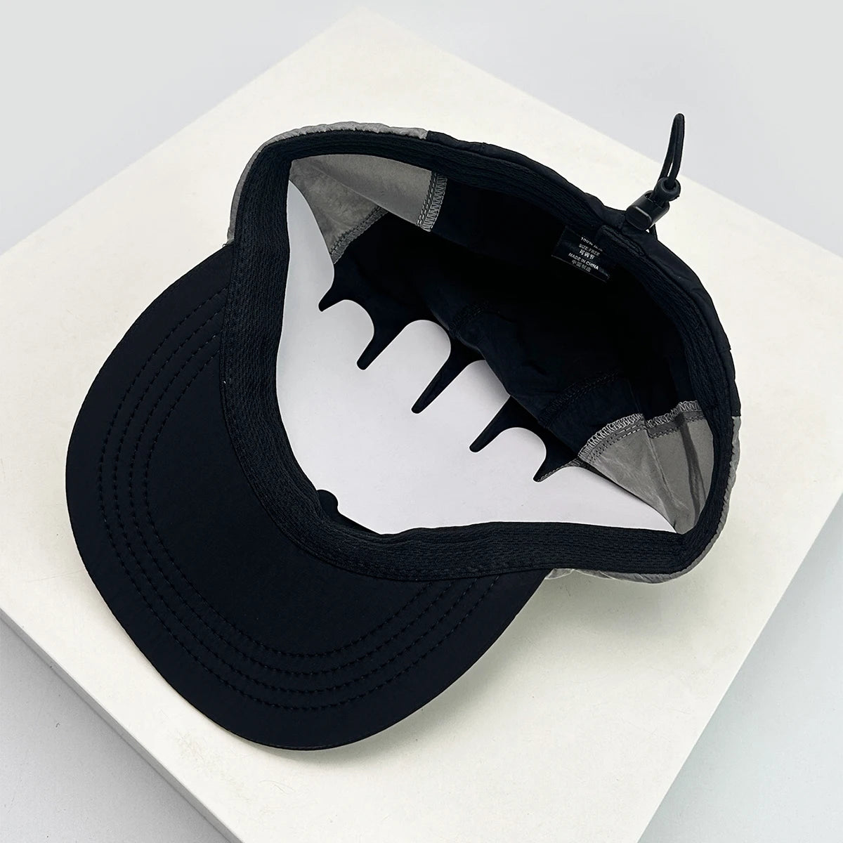 New Unisex Flat Eave Letter Baseball Hats Sunshade Retro Breathable Quick Drying Peaked Caps Versatile Color Block Fashion ins