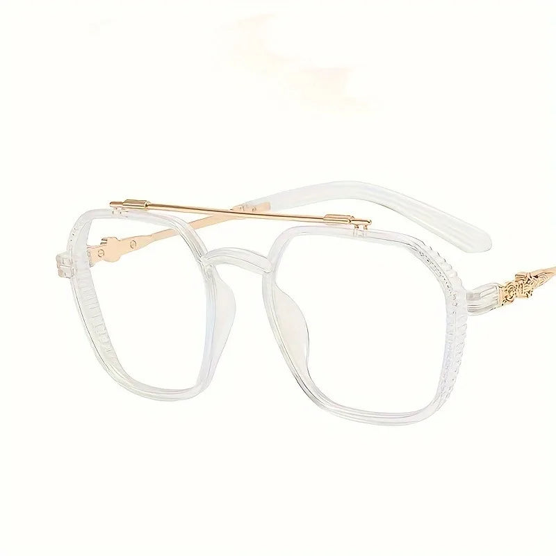 Innovative Square Pilot for Men and Women Metal Frame Perfect for Casual Attire and Activities