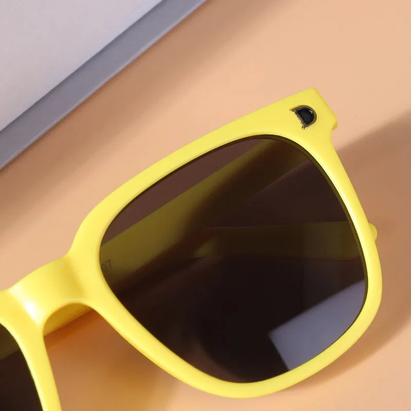 Fashionable children's sunglasses, children's polarized sunglasses, boys and girls' UV resistant sunglasses