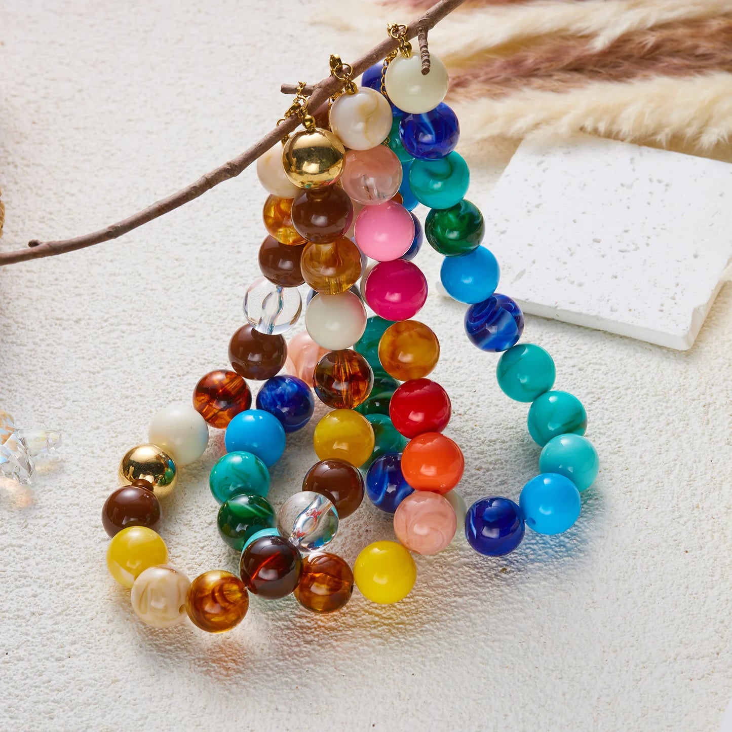 Chunky Dopamine Colorful Resin Bead Necklace for Women Y2K Aesthetic Rainbow Candy Pendant Necklace Statement Jewelry