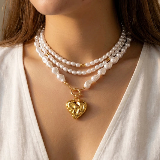 Elegant Irregular Imitation Pearl Choker Necklace for Women Simple Layered Necklace Clavicle Chain Fashion Jewelry Gift Collares
