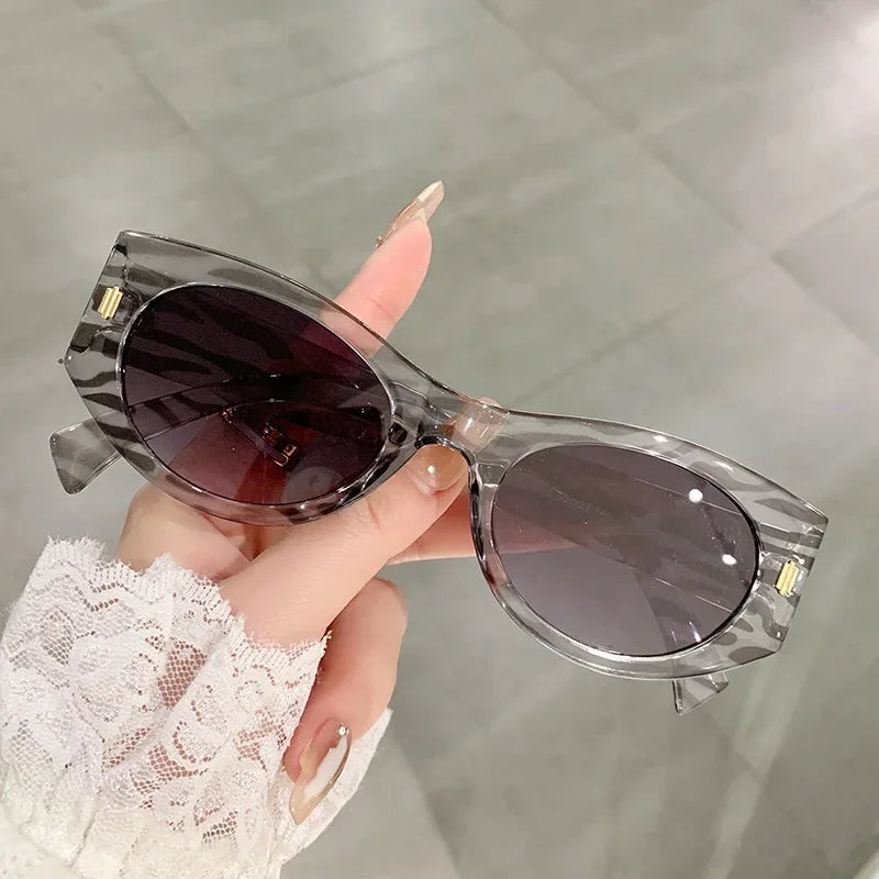 JNPCXI New Fashion Cat Eye Women Luxury Sunglasses Retro Rivets Men Gradient Shades UV400 Sun Glasses