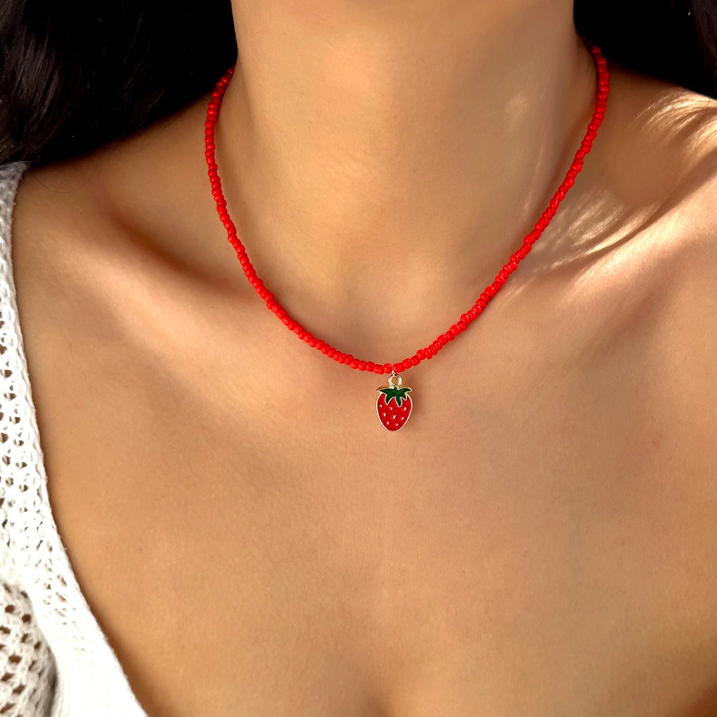 Sweet Y2K Watermelon Strawberry Pendant Necklace for Women Girls Elegant Imitation Pearl Clavicle Chain Neck Jewelry Accessories