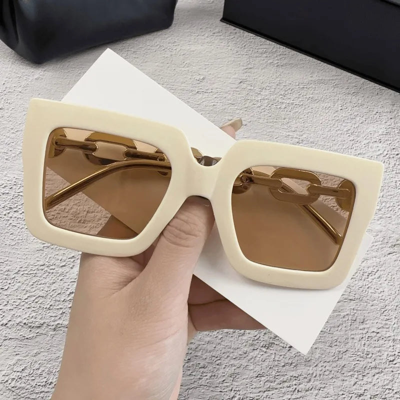 Women Classic Square Sunglasses with Star Female Vintage Luxury Glasses Fashion Hollow Chain Leg Plastic Eyewear