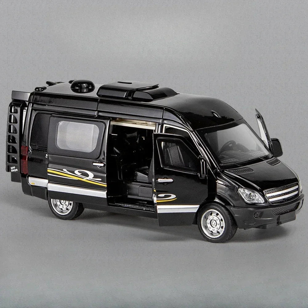 1:32 Sprinter Coaster Alloy Diecast Toys Cars Models Vehicles Pull Back with Sound Light Miniature Vehices Children's Ornaments