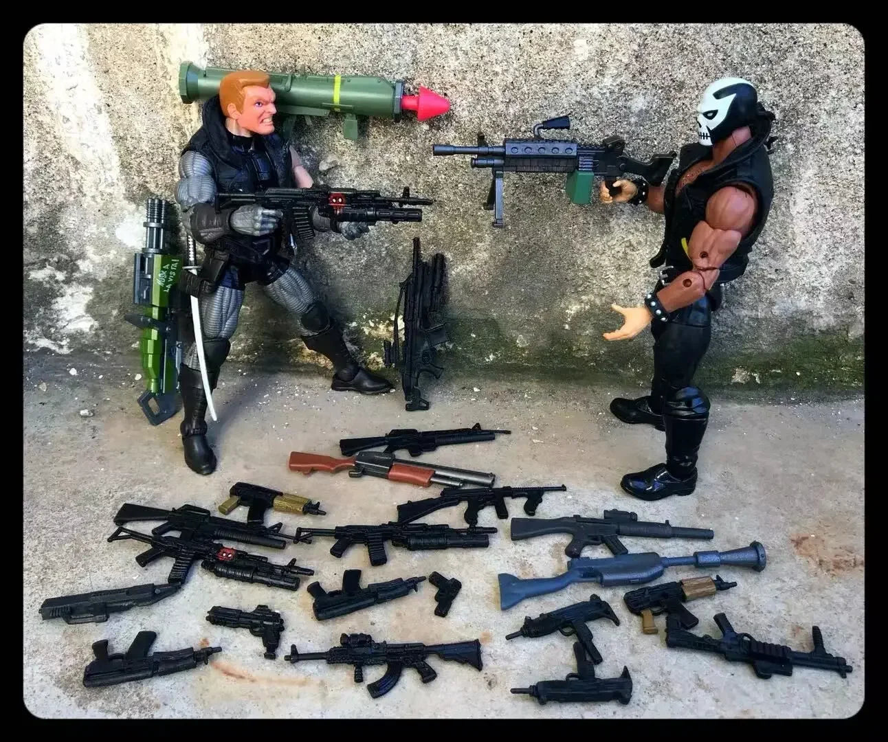 Lot of Random Sword Machine Guns Weapons Weapon Suit for 6" Scale Action Figure