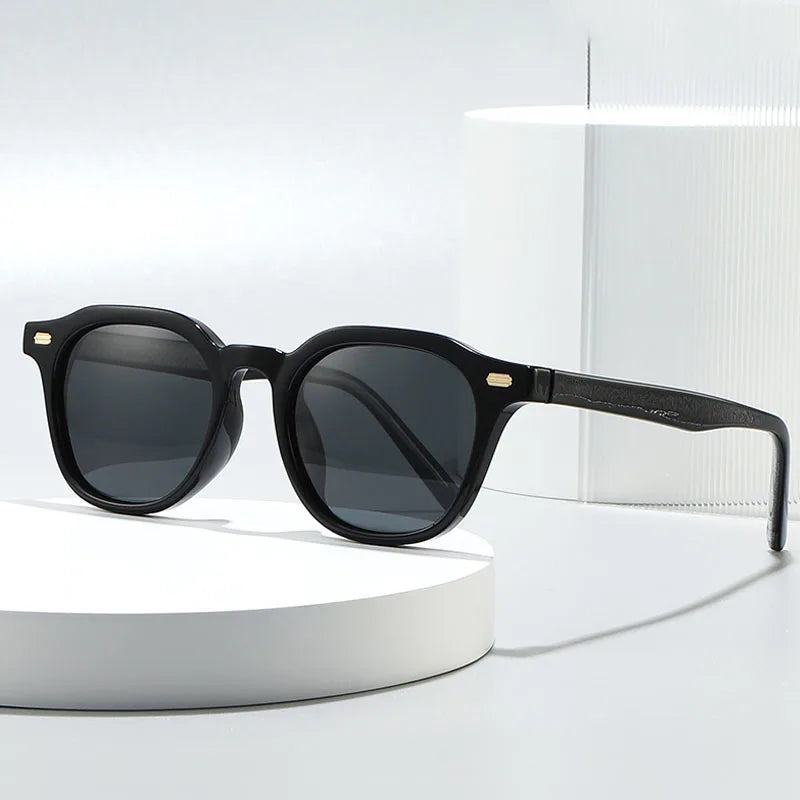 JNPCXI New Fashion Square Punk Sunglasses Men Women Luxury Brand Design Popular Gray Gradient Sun Glasses Travel Eyewear