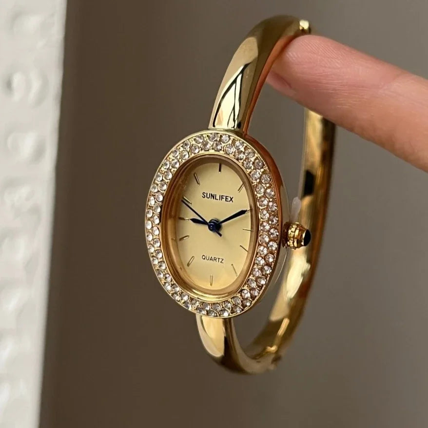 Dropshipping Famous Brand Watches Women Diamond Encrusted Oval Dial Quartz Watch Luxury Gifts Bracelet Wristwatch Reloj Mujer